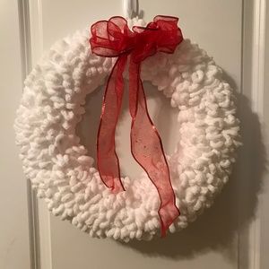 White Christmas Wreath